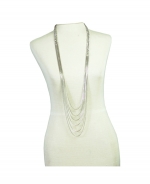 An undeniably eye-catching piece. This part-braid, part-chain necklace drapes beautifully, and will be a modern yet elegant addition to your wardrobe.

Measurements: 22.5