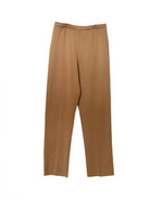 Silk cotton/lycra 14 gauge full needle knit pants.  Tightly knitted with good stretch.  Great for travel, work and leisure wear.  This fine gauge knit pants hold shape well and very comfortable to wear.  It is a full fashion knit (not cut-and-sew). Hand wash or dry clean for best results. 

DISPLAY PICTURE COLOR: CAMEL