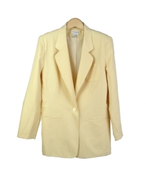 Our washable silk linen blazer is fully lined and includes pockets. Its' classic style, silky touch, and relaxed look makes it a perfect piece for the spring and summer seasons. Our silk linen blazer is luxurious because of its matte textured silk linen fabric. This blazer has a matching tank top, trousers, and skirts that can create beautiful outfits. Dry clean, or machine/hand-wash in cold water.

Available in 3 beautiful colors: Ivory and Khaki.

DISPLAY PICTURE COLOR: BUTTER
