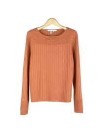 Our Tussah silk/cotton bateau neck long sleeve sweater is perfect for all occasions. Soft and comfortable. Easy to match with jackets and bottoms. Hand wash or dry clean for best results. 

Available in 4 beautiful colors: Black, Crystal Pink, Persimmon, and Ruby.

DISPLAY PICTURE COLOR: PERSIMMON