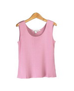 This 100% silk knitted tank top has a natural stretch that provides a comfortable fit and easy movement. It matches all of Composition's full-needle silk v-neck and jewel neck cardigans, making fashionable sets. This tank works perfectly with suits, jackets and blazers; it is great for work, travel and leisure wear. Offered in many colors available in stock.

Available in 6 colors.

Display Picture Color: HOT PINK