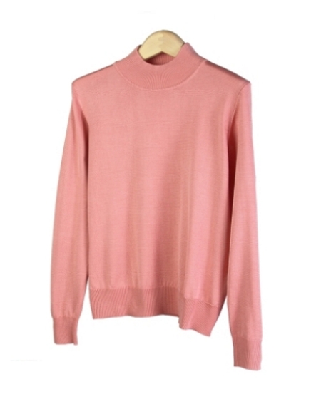 This women's classic 100% silk mock neck sweater long sleeve is in a 14 gauge flat knit with ribbed banded cuffs and bottom. This pullover is light-weight, so it drapes nicely and has a silky smooth feel. It is one of our customers' favorite sweaters because of its great comfort and flattering shape. This mock neck sweater is a must-have for fall and winter seasons. Hand-wash cold and lay flat to dry, or dry clean. Sizes XS (4) to Plus Size 1X (16W-18W) are available. Available in 26 beautiful colors.

More basic fashion Mock Neck sweater styles pictured below.