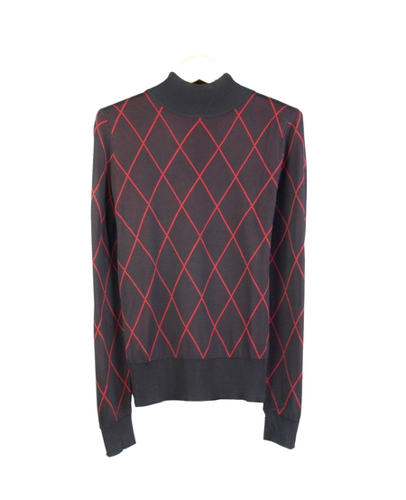 This 100% silk mock neck sweater long sleeve is made in a fine 14 gauge double flat-face jacquard argyle pattern knit. It is in a large-fine-line argyle design. This high quality and luxurious pullover is incredibly soft, tightly knitted, and drapes nicely. It is a very smooth and soft silky sweater top. 

Dry clean, or hand-wash in cold water and press w/ steam to maintain its silky touch. Available in large sizes.

Available in 4 colors: Black/Red, Camel/Ivory, Cranberry/Black, and Red/Black.

Display picture color: BLACK/RED
