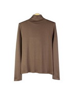 This women's 100% silk turtleneck long sleeve knit jersey is a classic style.  The silk jersey top's light weight and silky smooth touch provides comfort and a luxurious look.  Our silk jersey pullover is a must-have for professional women.

Available in 15 colors: Aqua, Banana, Beige, Black, Bone, Chambray, Chocolate, Cinnamon, Cream, Hot Pink, Peacock, Peri, Pink, Poppy and Silver Gray.

Display Picture Color: CHOCOLATE